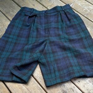 Vintage Giorgio Sant’Angelo 100% wool Plaid Green and Blue winter Shorts size 12